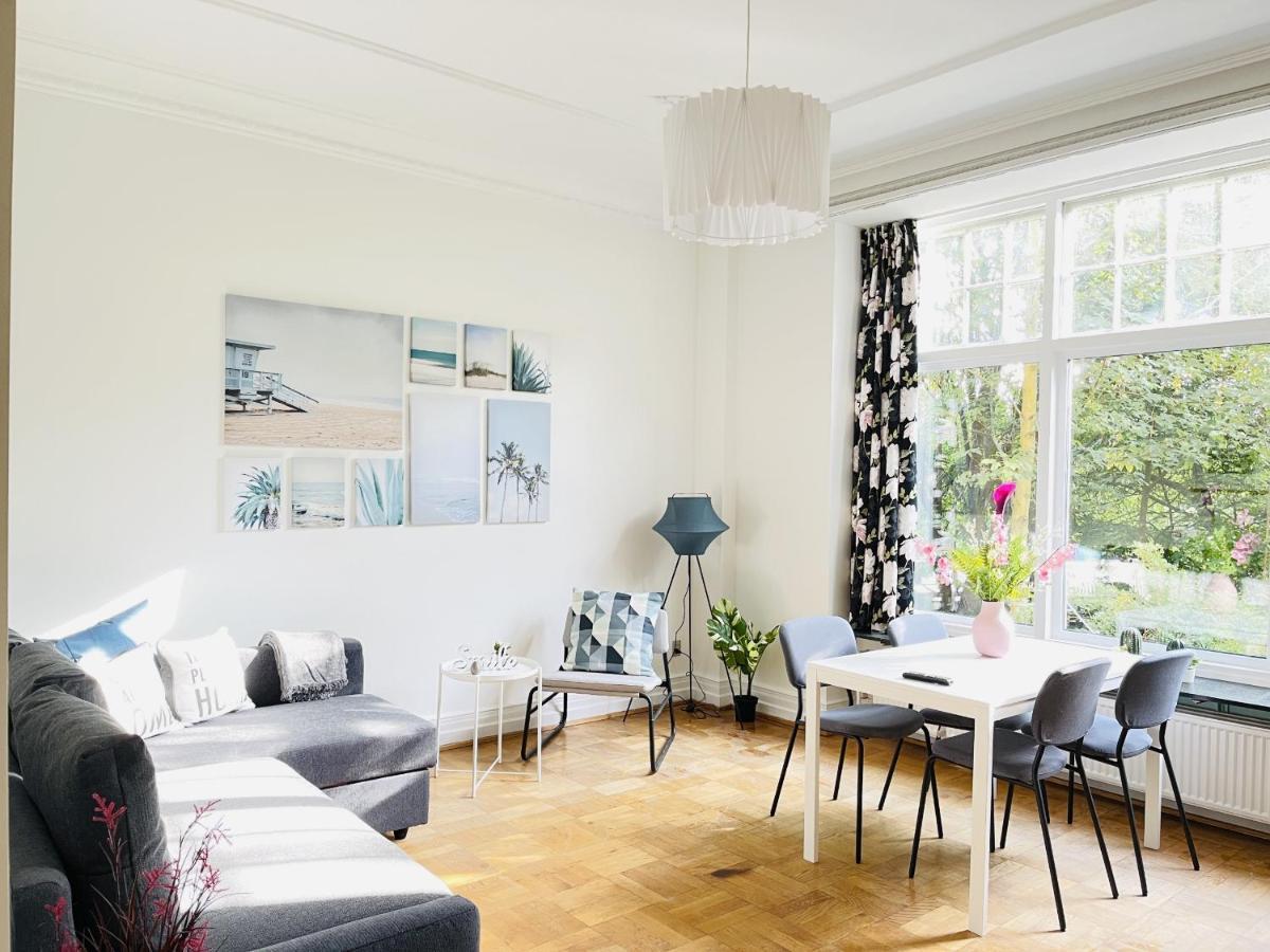 Aday - Aalborg Mansion - Big Apartment With Garden ภายนอก รูปภาพ
